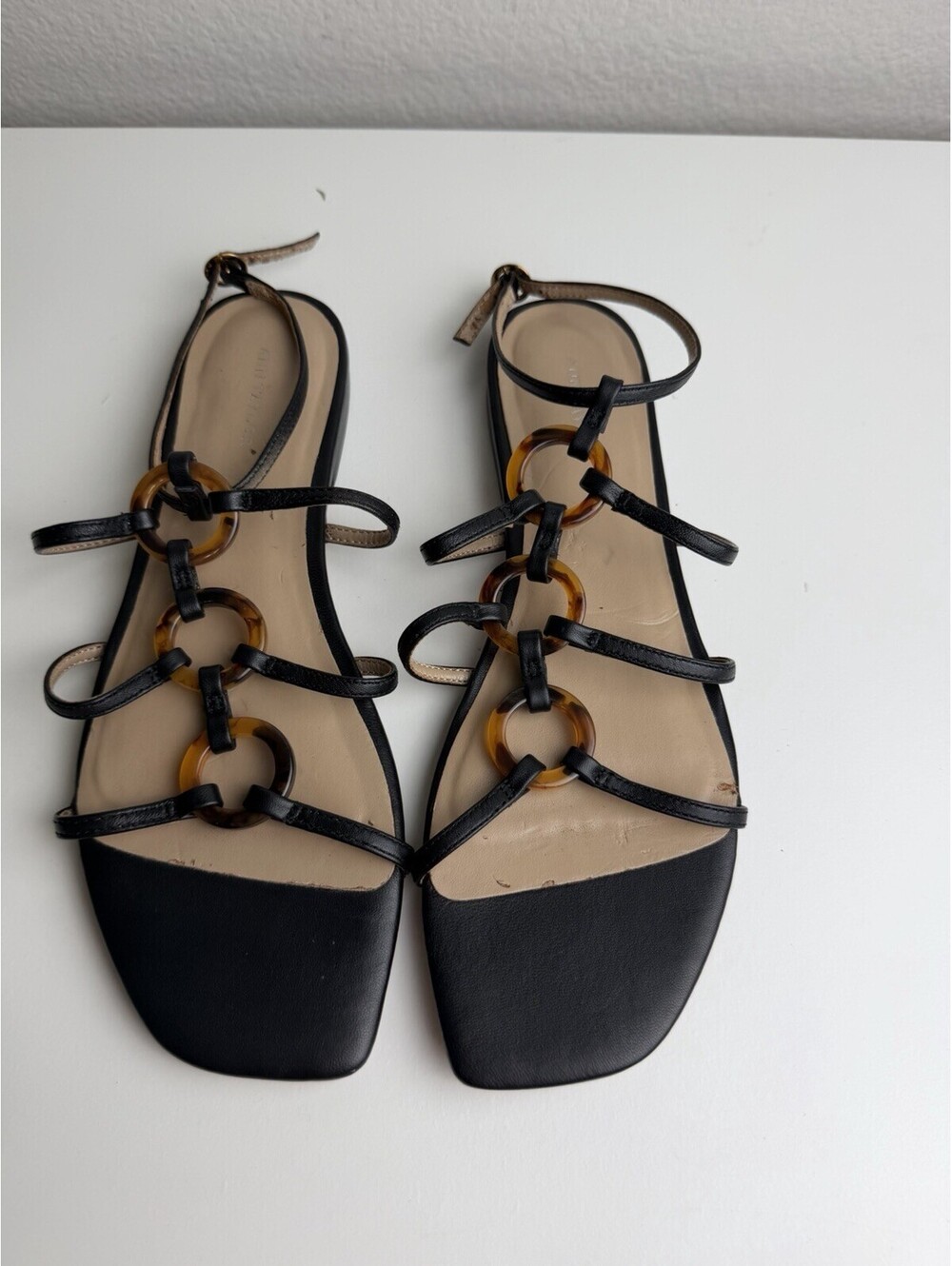 Ann Taylor Black Leather Ring Detail Strappy Flat Sandals Women’s Size 7M